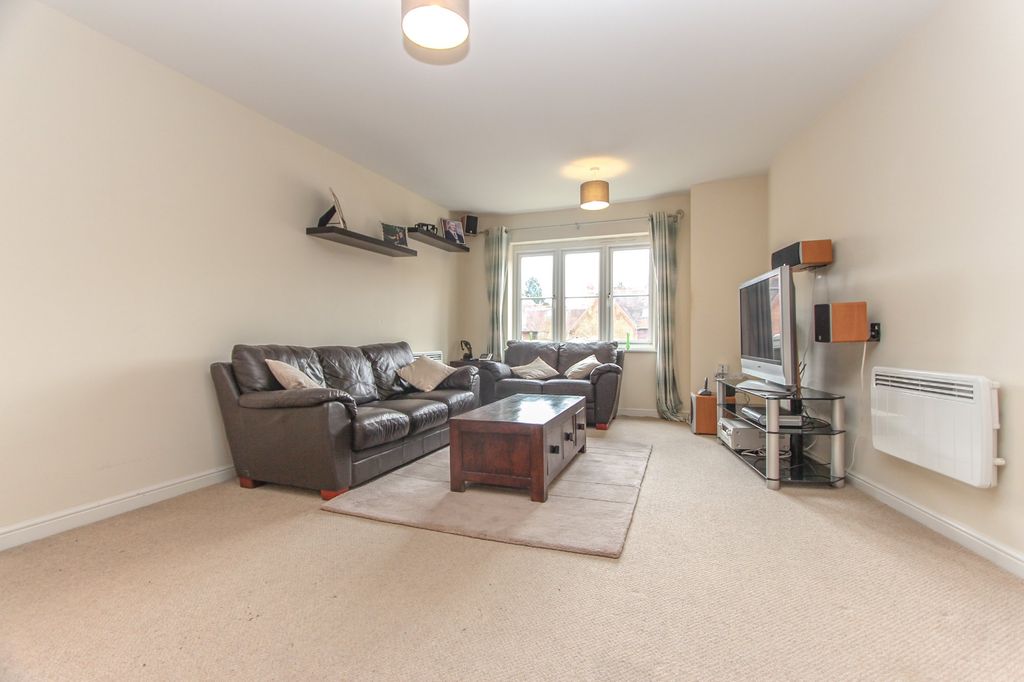 Property photo 2 of 9 Photo 02