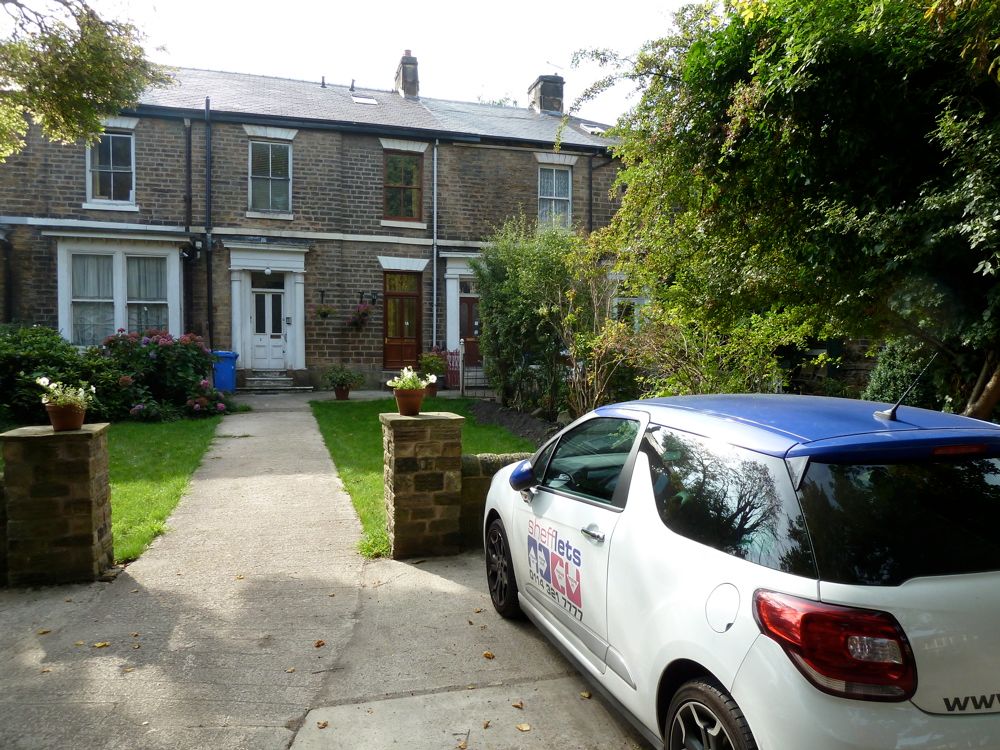 Property photo 1 of 13
