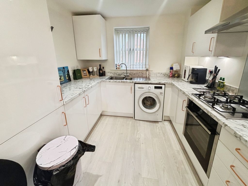 Property photo 2 of 8 Pbox-Img.Jpeg