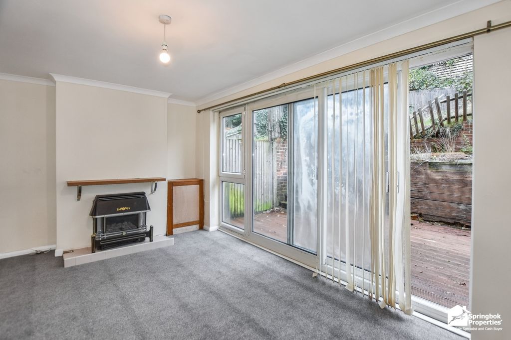 Property photo 3 of 16 Image 2