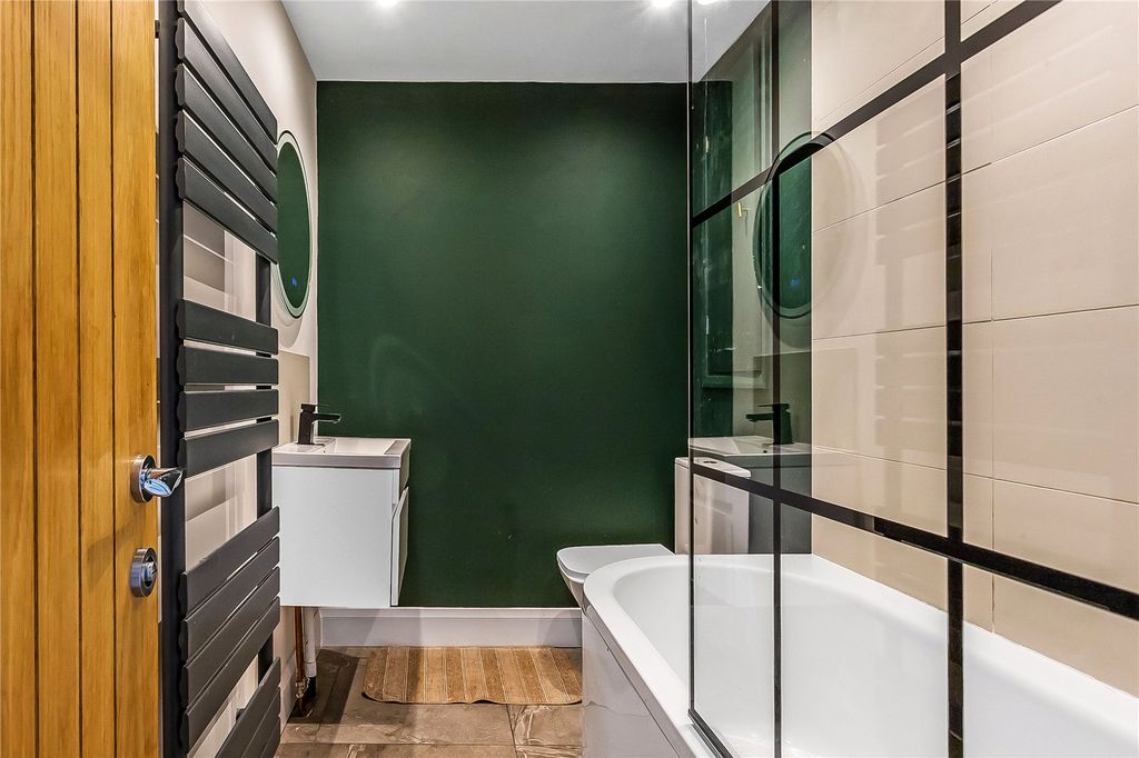 Property photo 3 of 17 Picture No. 44