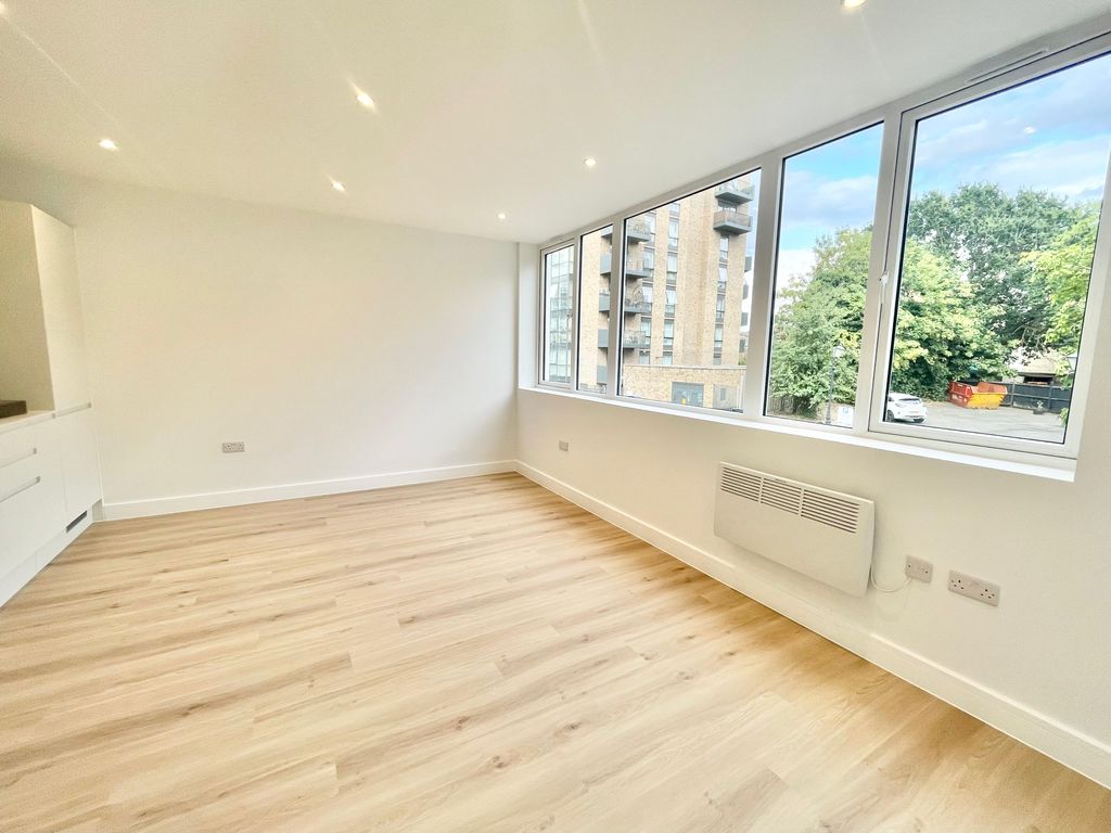 Property photo 3 of 6 Open Plan Living/Kitchen