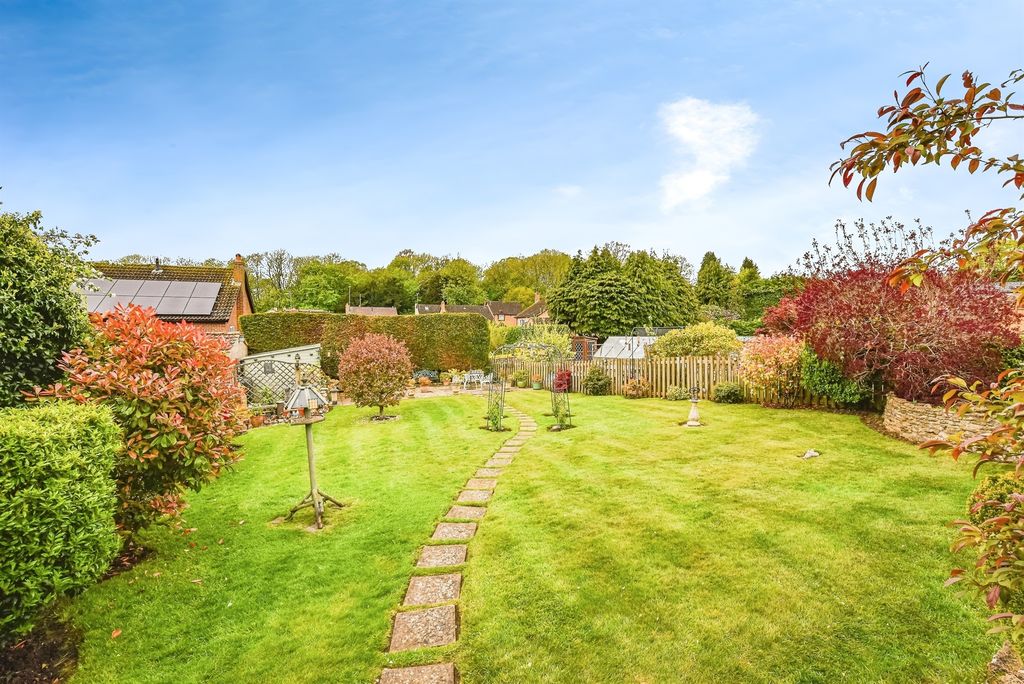 Property photo 3 of 16