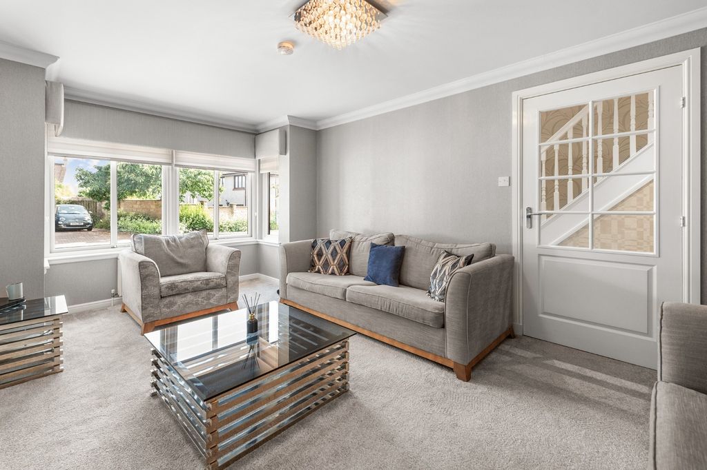 Property photo 3 of 36 3491658