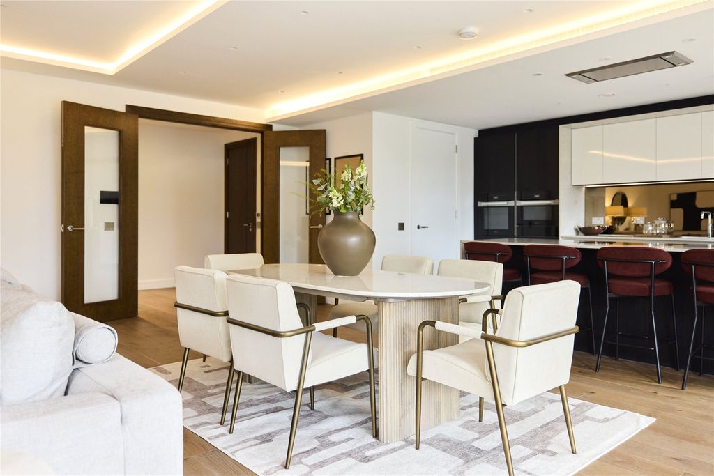 Property photo 3 of 10 Picture No. 14