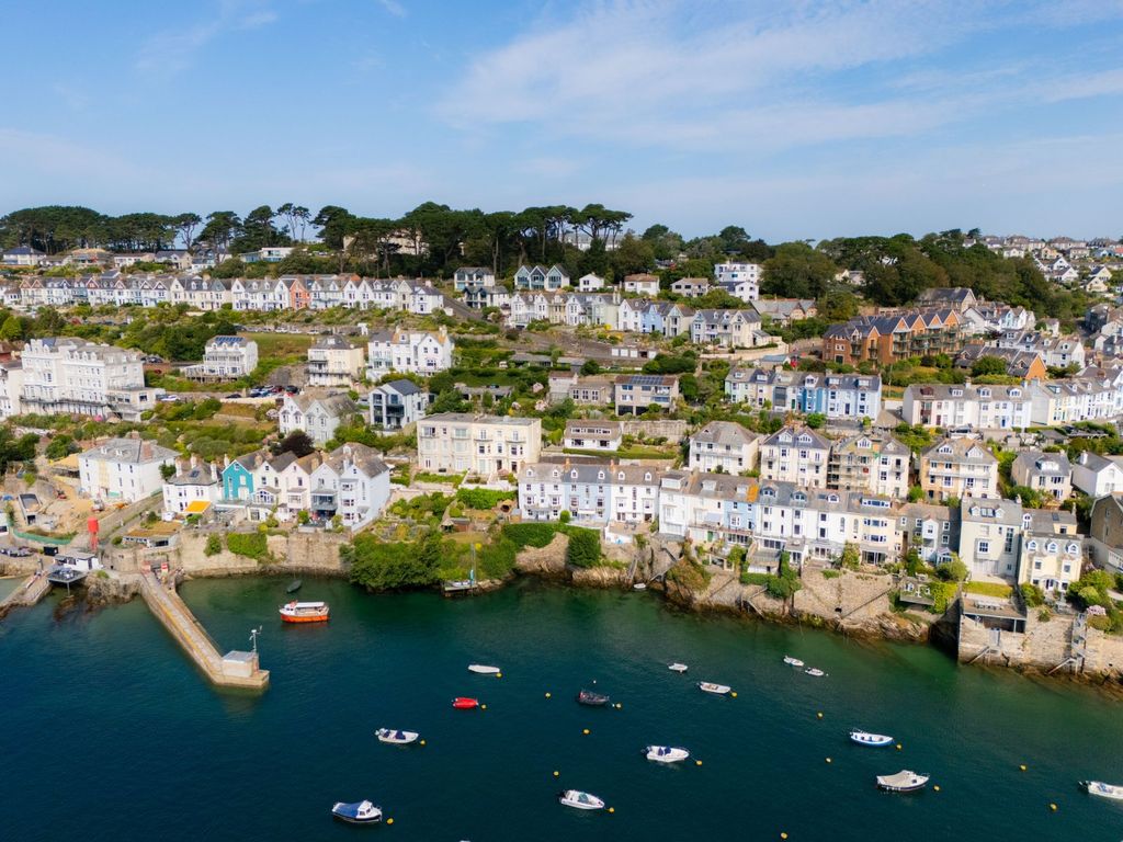 Property photo 3 of 19 Fowey Harbour