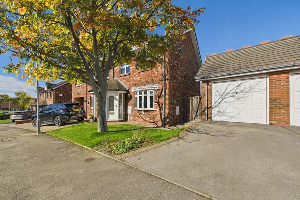 Property photo 2 of 18