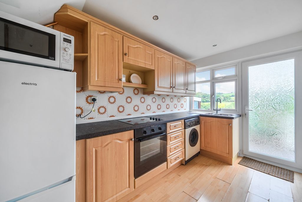 Property photo 2 of 21 19-6Aa3d4d9Bfca1-1521018-1A08Ff4c20B6E-29-29-1