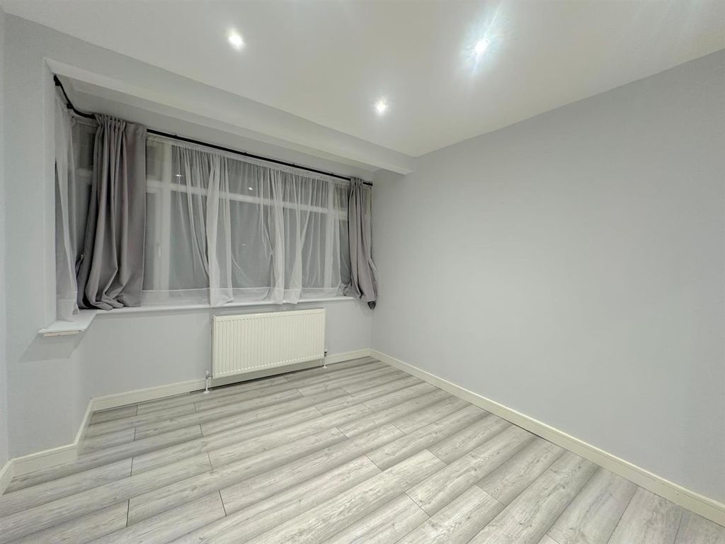 Property photo 3 of 24 Whatsapp Image 2025-11-03 At 6.23.32 Pm (1).Jpeg