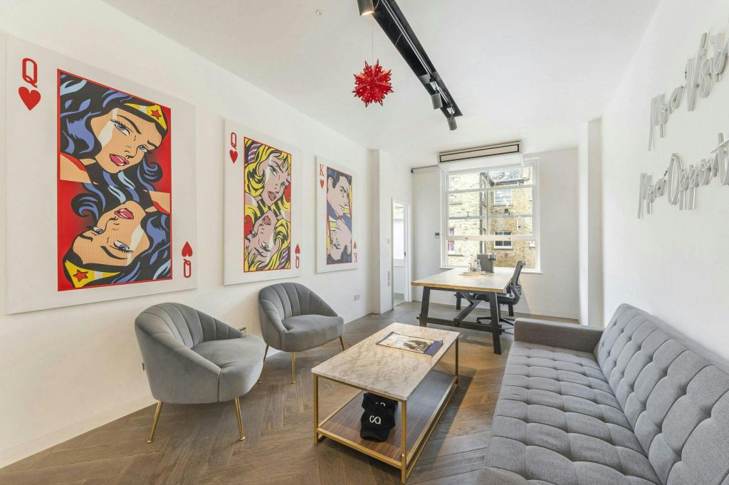 Property photo 1 of 7 91 Gts Int 1.Jpeg