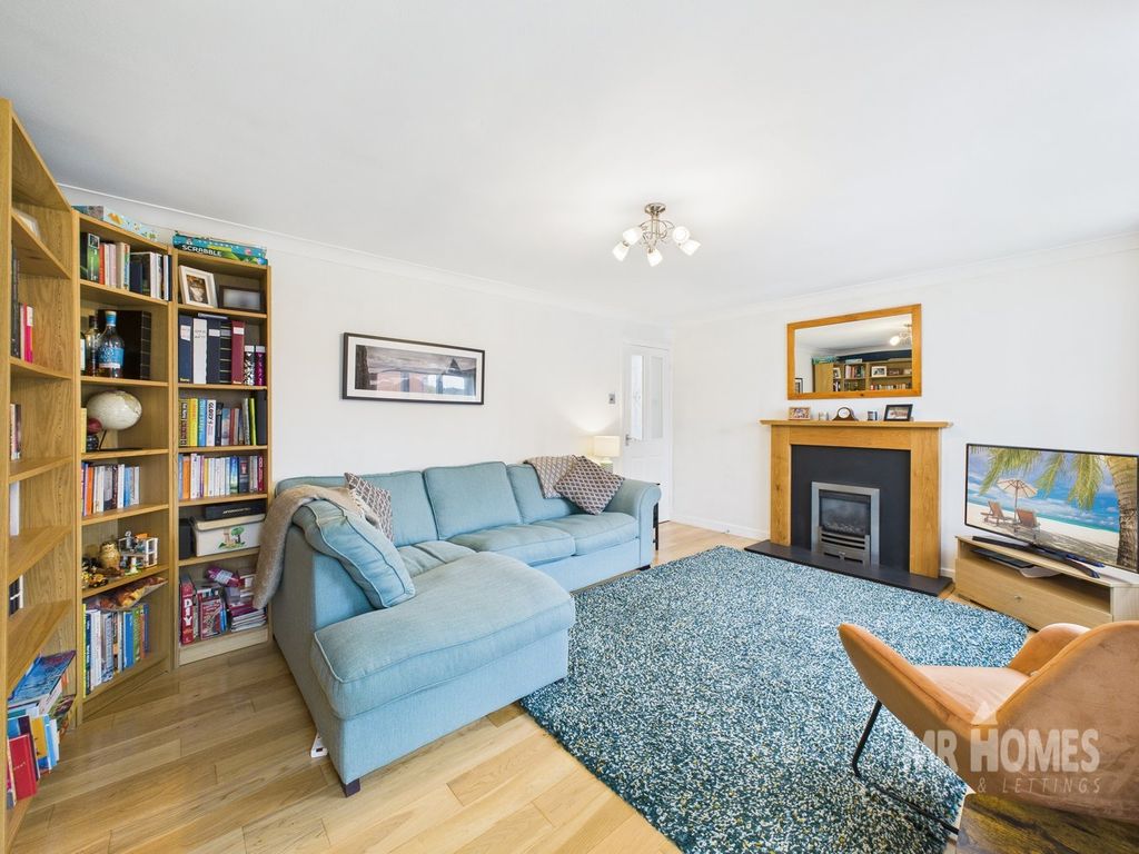 Property photo 2 of 29