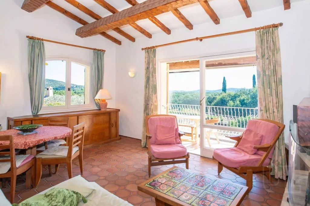 Property photo 3 of 18