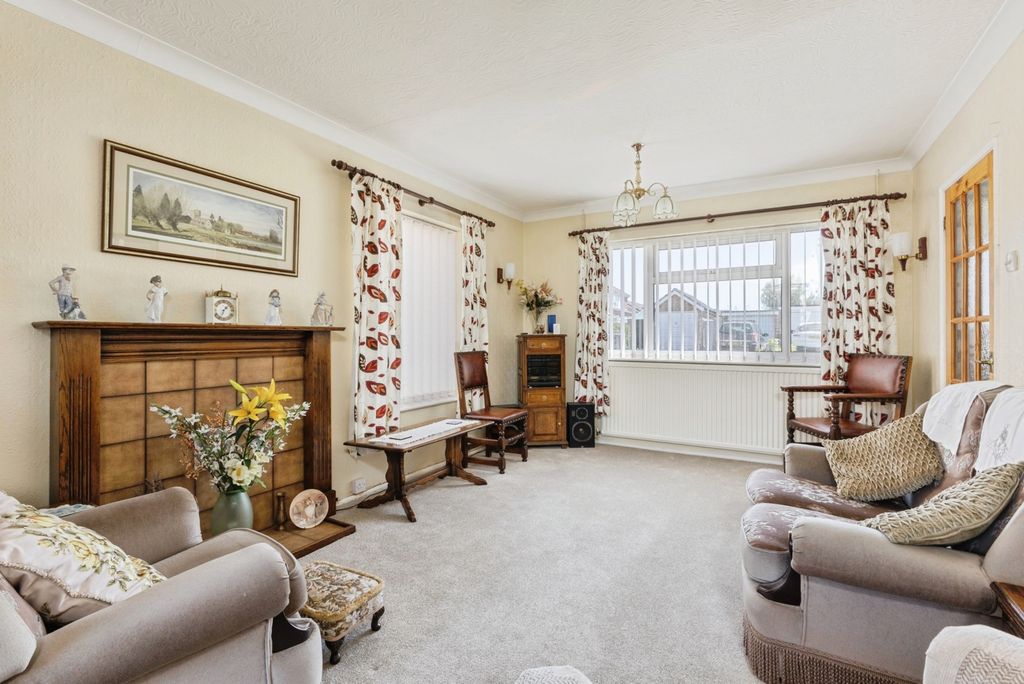Property photo 2 of 13 Pbox-Img.Jpg