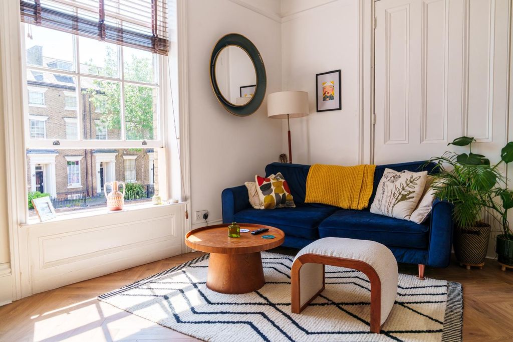 Property photo 3 of 23