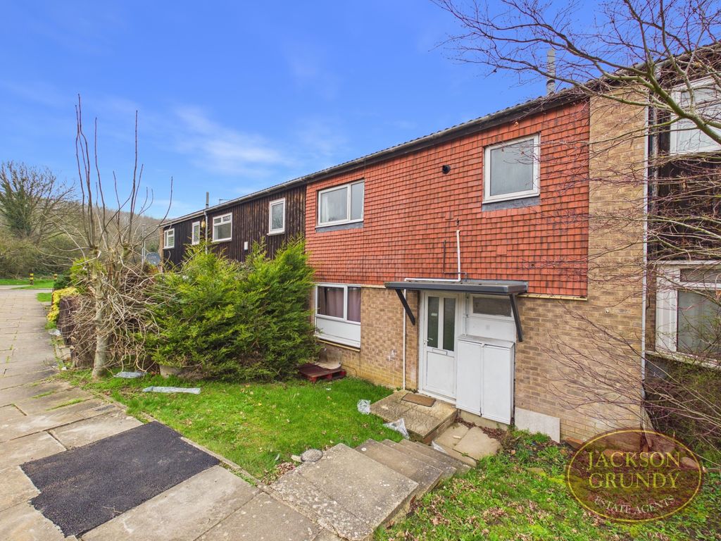 Property photo 1 of 16 Rillwood Court