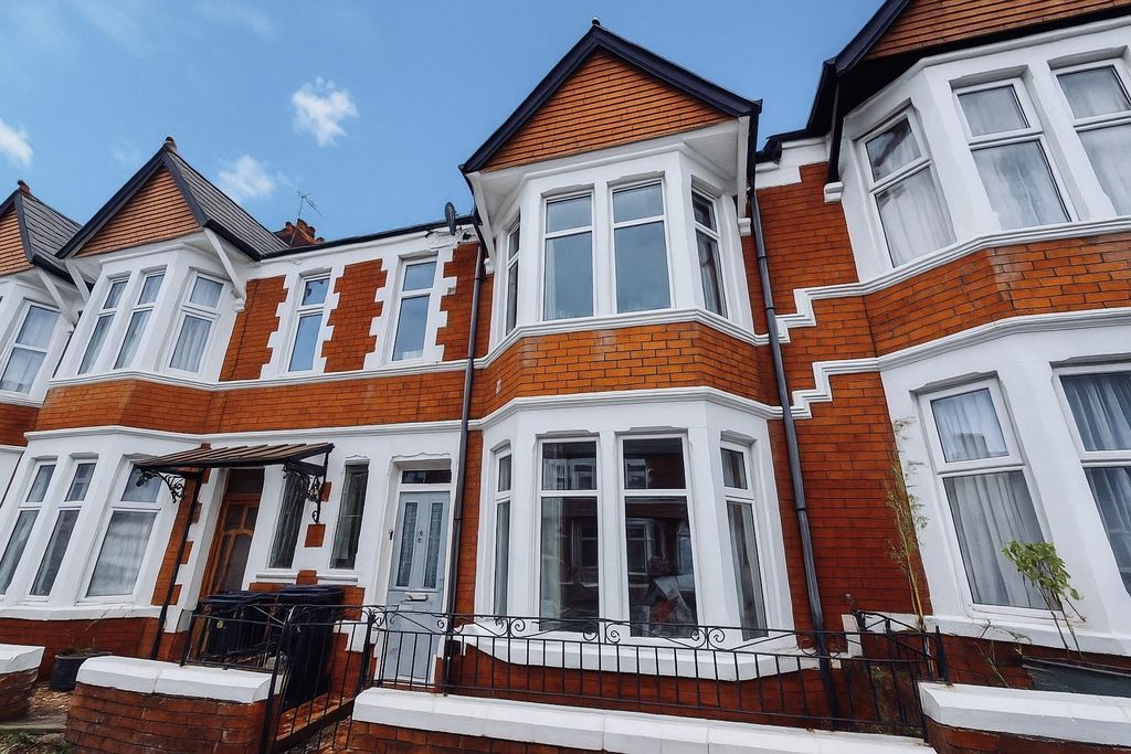 Property photo 1 of 14