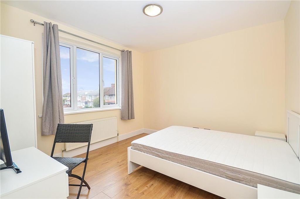 Property photo 1 of 4 Main Picture