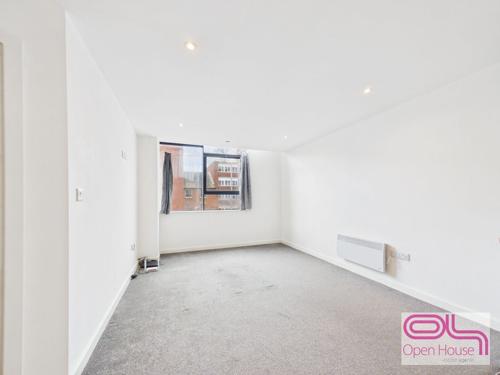 Property photo 2 of 4