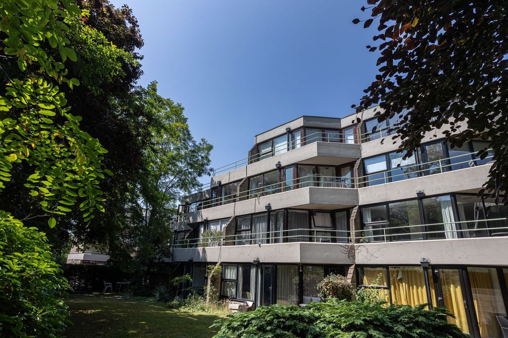 Property photo 1 of 11 Front