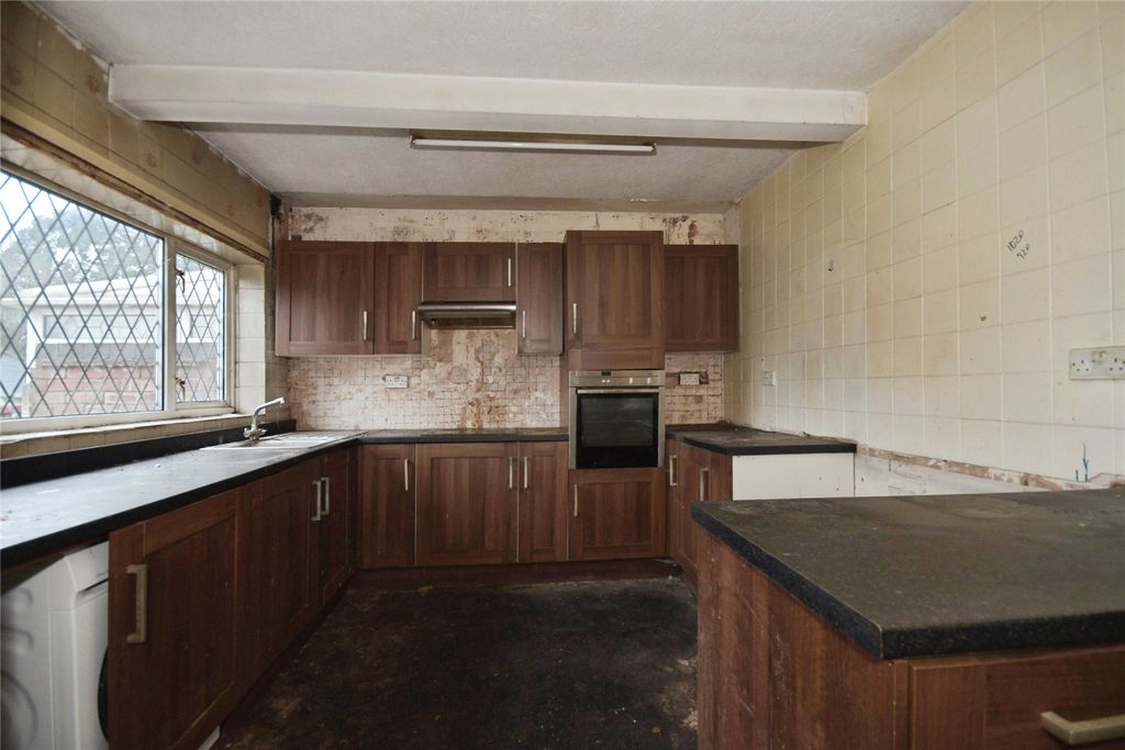 Property photo 3 of 16 Picture No. 09