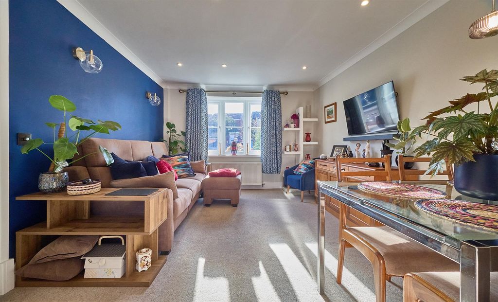 Property photo 3 of 21 King Richards Hill  1.Jpg