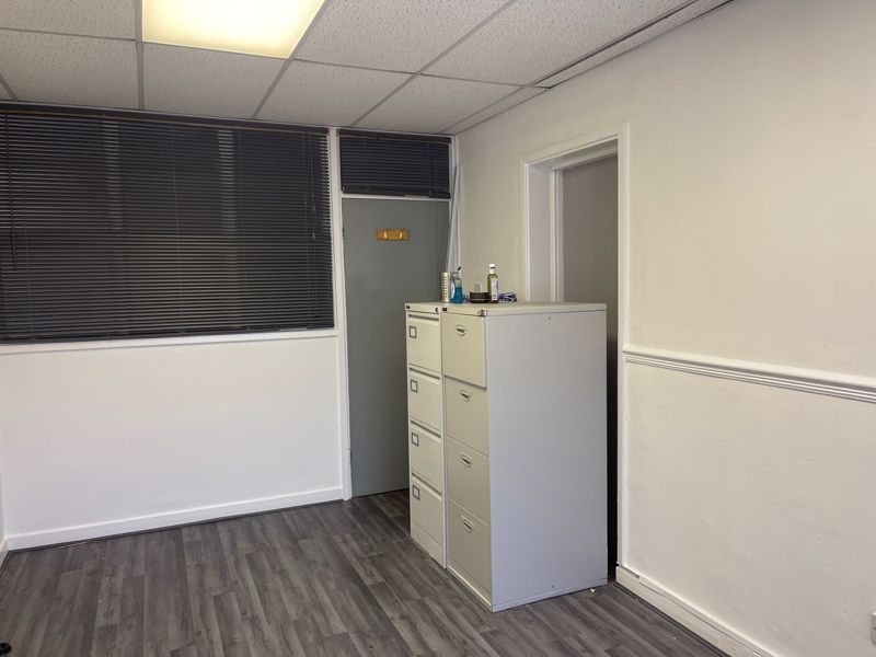 Property photo 3 of 4 Photo 6