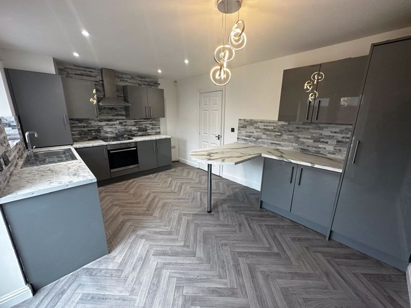 Property photo 2 of 17 Photo 2