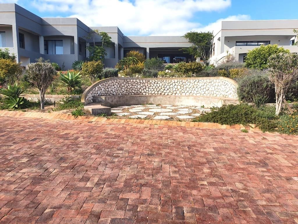 Property photo 1 of 37