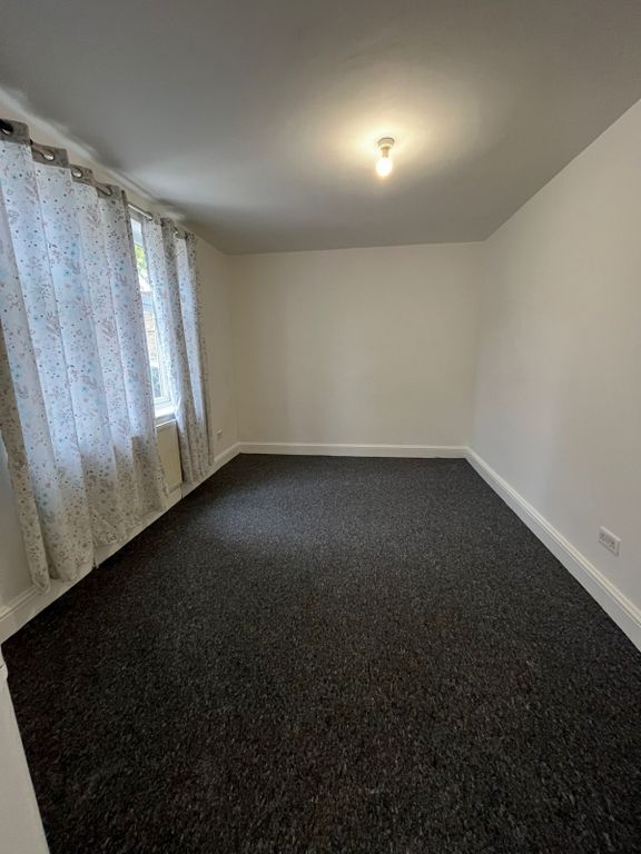 Property photo 2 of 3 Gallery