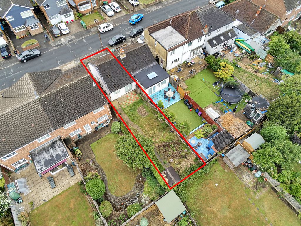 Property photo 1 of 12 101005140836