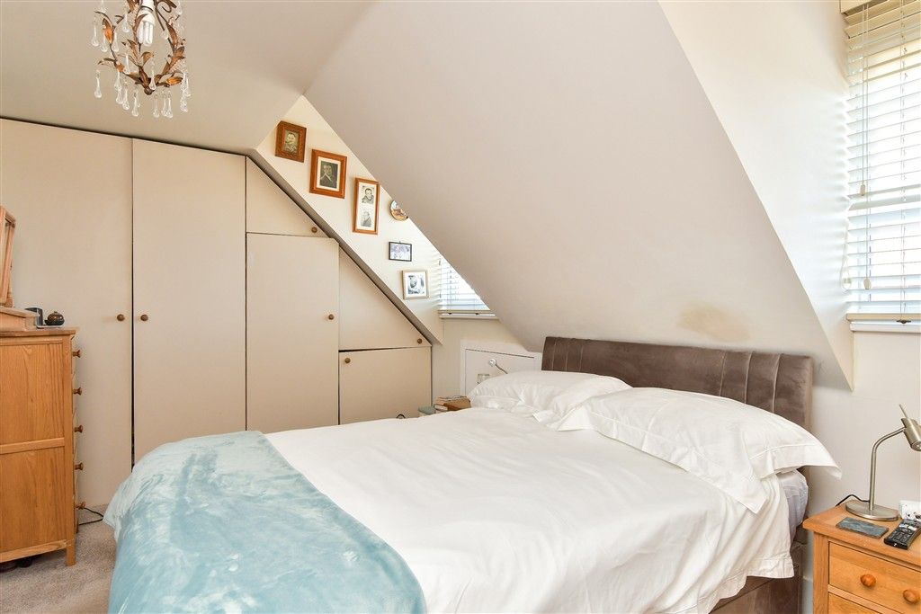 Additional image 7 of 4 bed chalet for saleKeymer Avenue, Peacehaven, East Sussex BN10