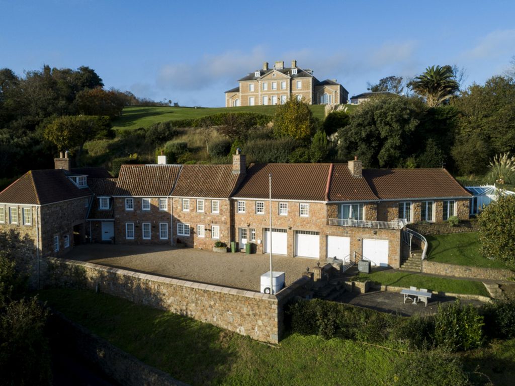 Additional image 4 of 8 bed detached house for saleLa Rue Du Flicquet, Jersey JE3