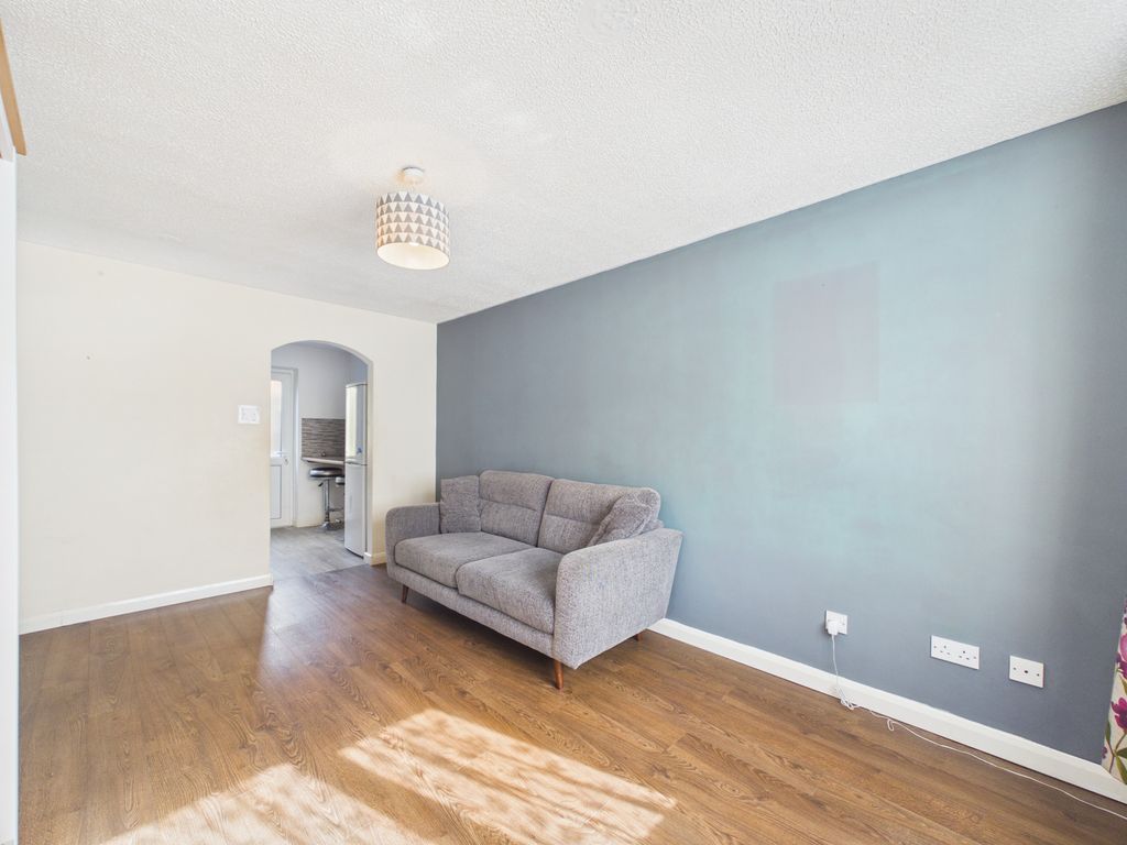 Property photo 3 of 14