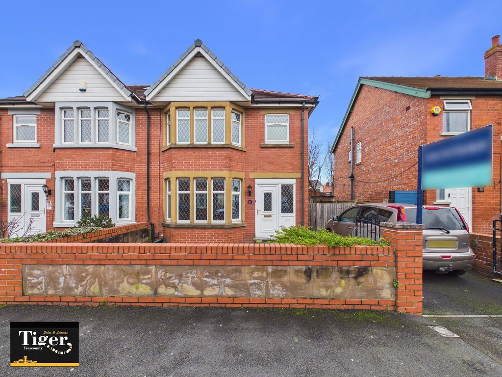 Property photo 1 of 25 Cam03440G0-Pr0534-Still001