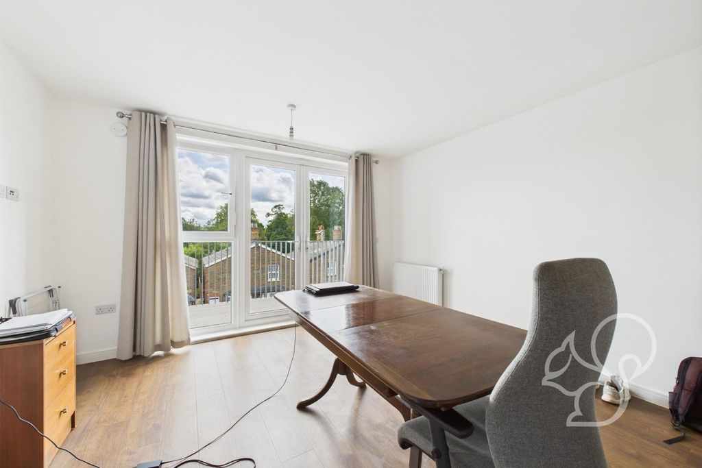 Property photo 2 of 8 Cam05287G0-Pr0085-Still007.Jpg