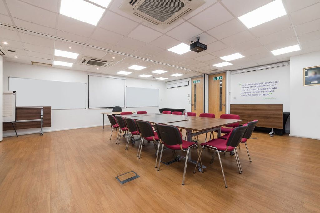 Property photo 3 of 7 100 Westminster Bridge Road5.Jpeg