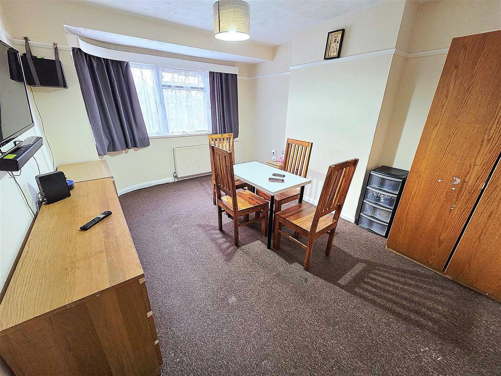 Property photo 2 of 7 20260123_153935.Jpg