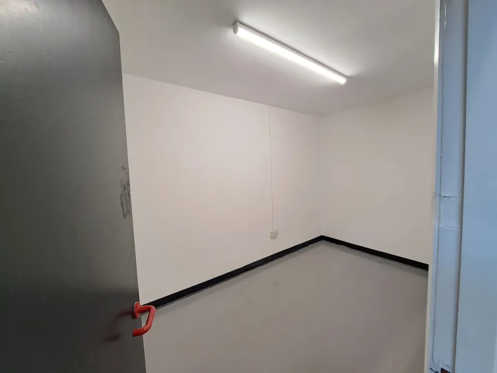 Property photo 3 of 7 Flexible Property Space