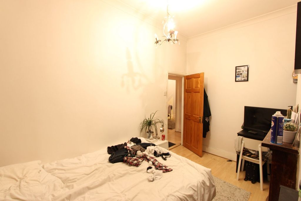 Property photo 1 of 47