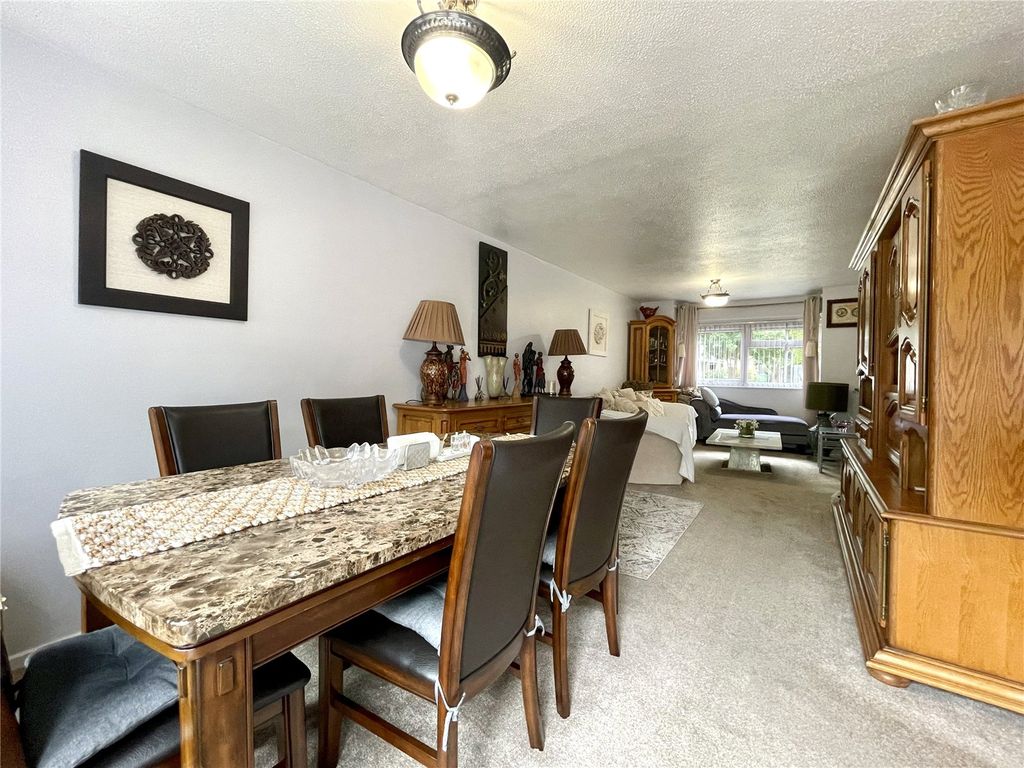 Property photo 3 of 17 Picture No. 11