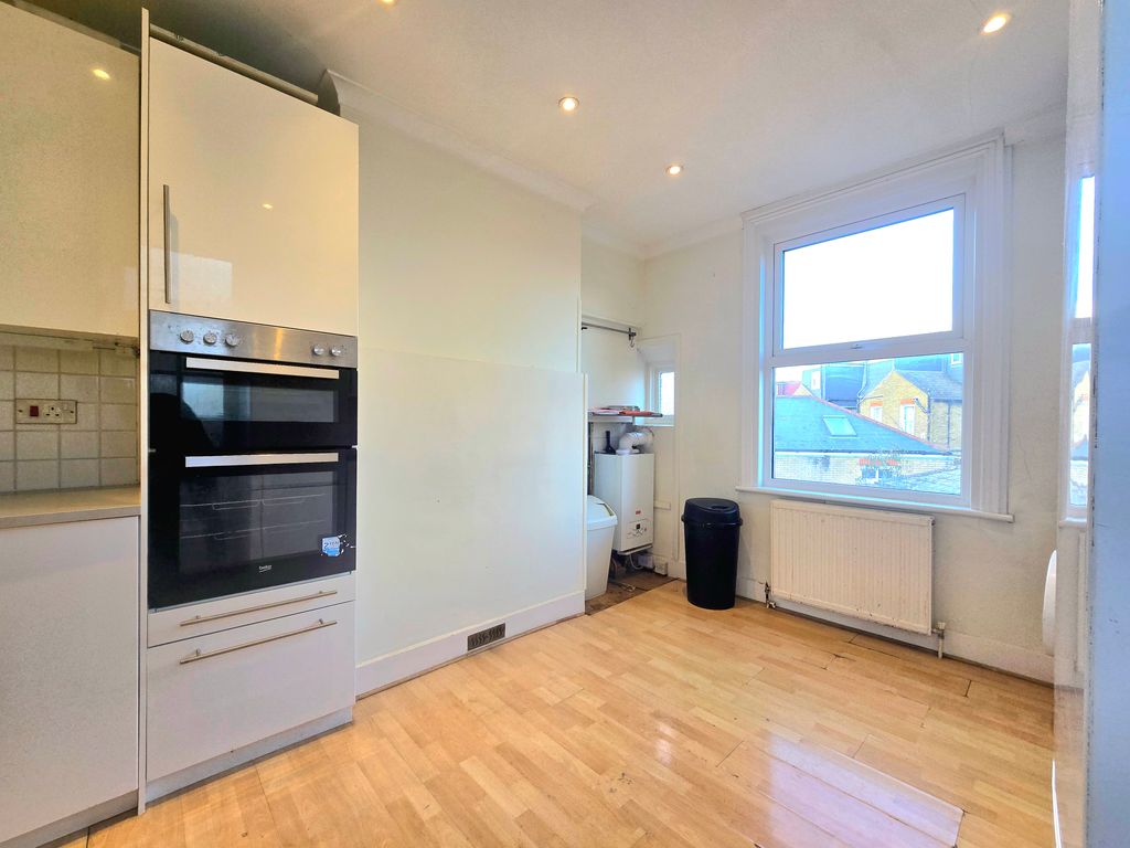 Property photo 3 of 13 3