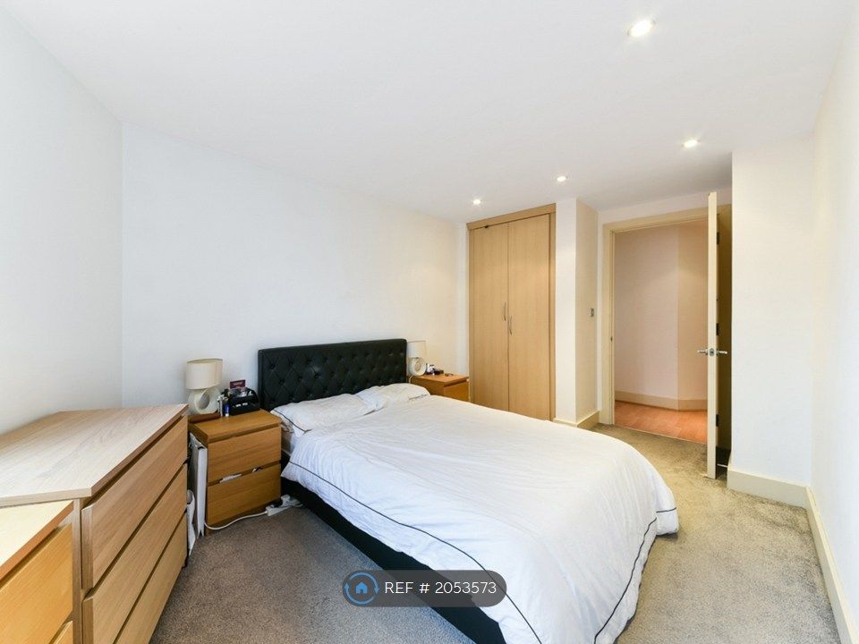 Property photo 2 of 12 Bedroom