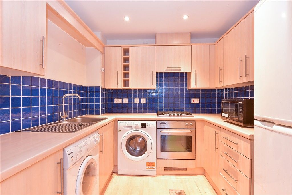 Property photo 2 of 8 Kitchen