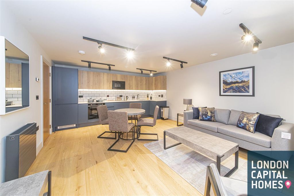 Property photo 1 of 16 E74A4542.Jpg