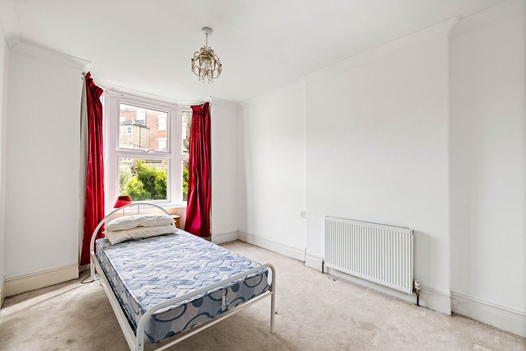 Additional image 8 of 2 bed maisonette for saleCastle Hill Avenue, Folkestone CT20