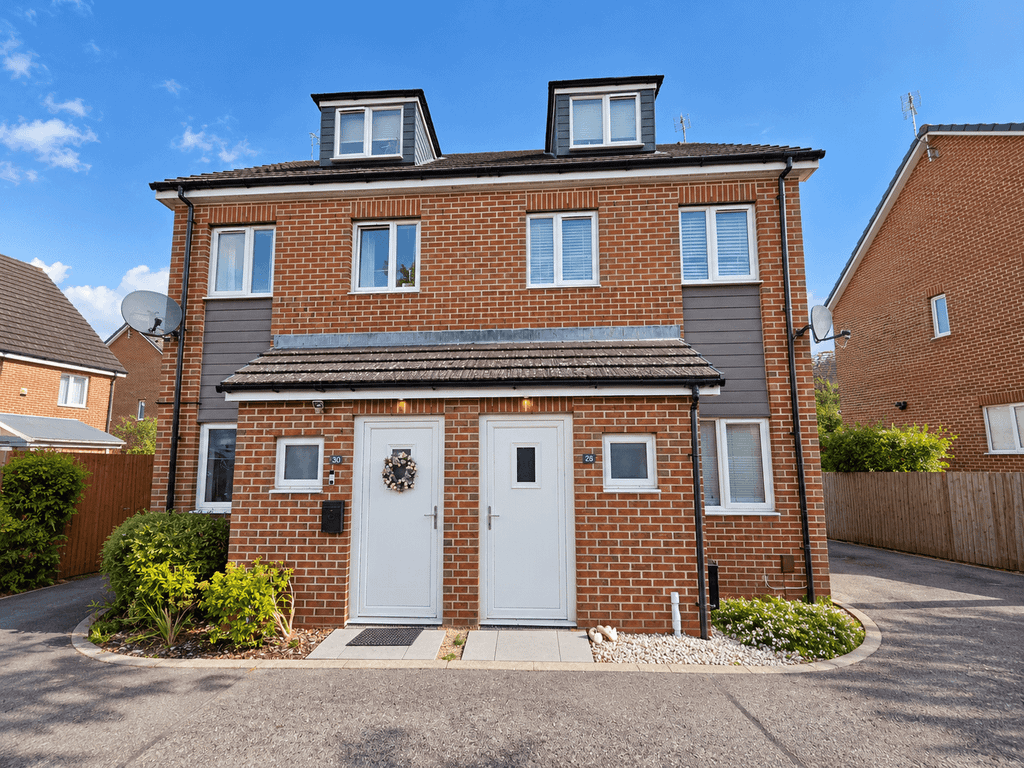 Property photo 1 of 22 Beautifully Presented Three-Bedroom Semi-Detached Home