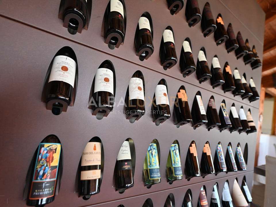 Property photo 3 of 31