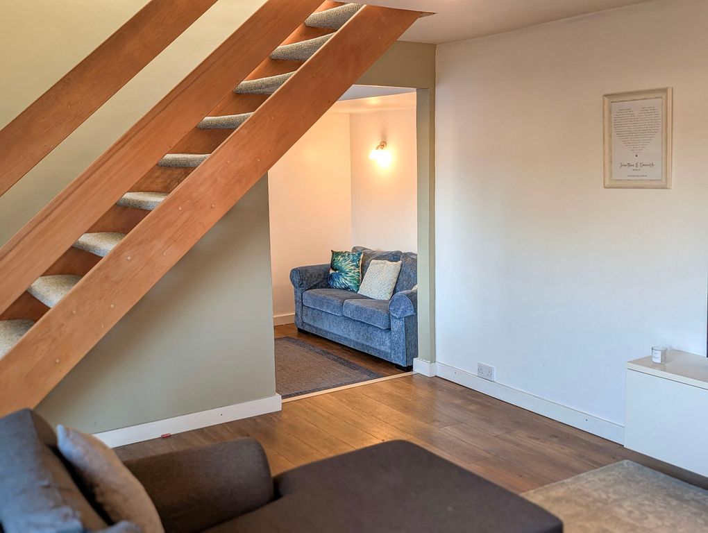 Property photo 3 of 13