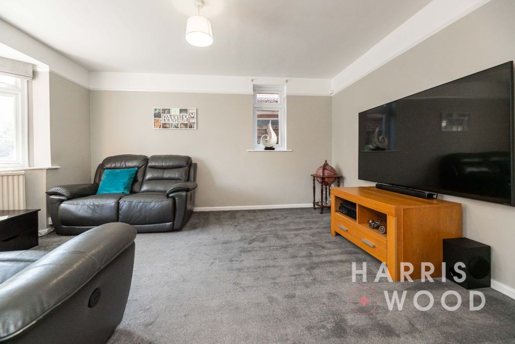 Property photo 3 of 21 4520262