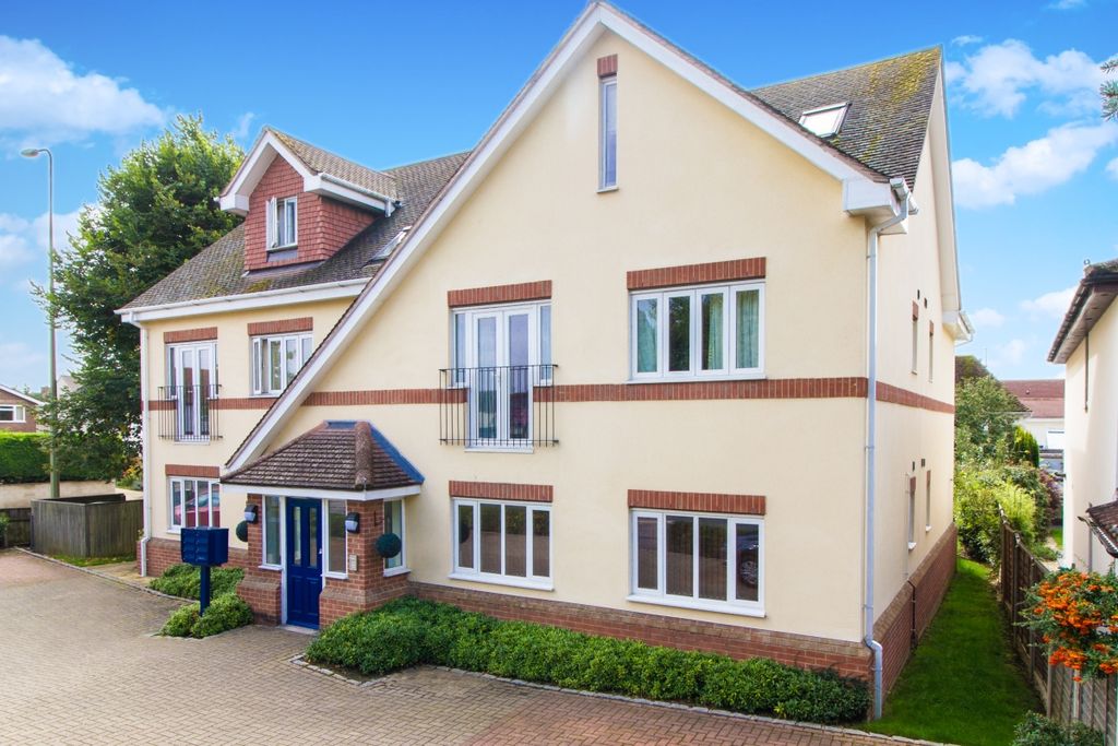 Property photo 2 of 8 41829